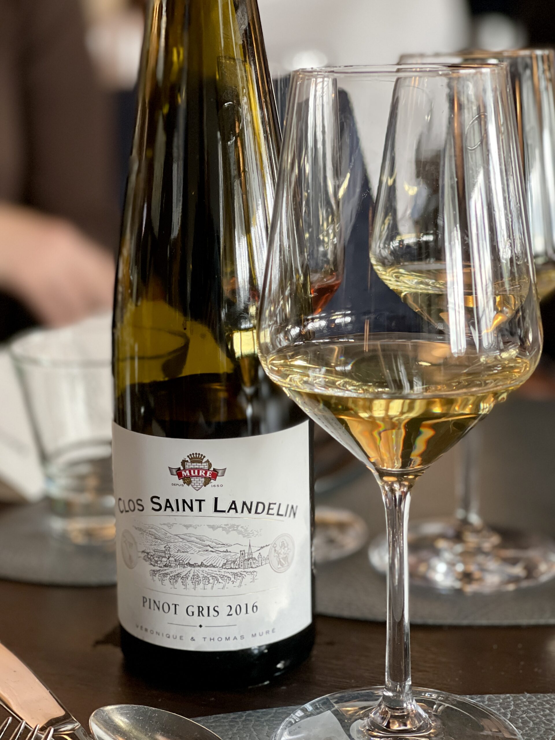 Tallink Siljas gourmetrestauranger Bon Vivant vinpaket med Pinot Gris, Clos Saint Landelin